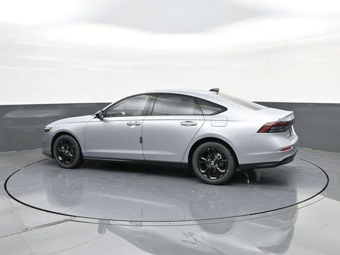 New 2025 Honda Accord SE image 5
