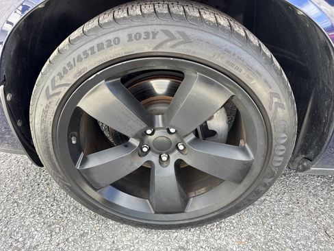 Used 2013 Dodge Challenger R/T image 33