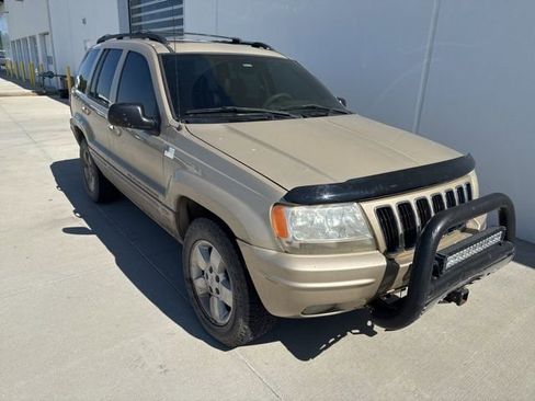 Used 2001 Jeep Grand Cherokee Limited AWD/4WD image 1