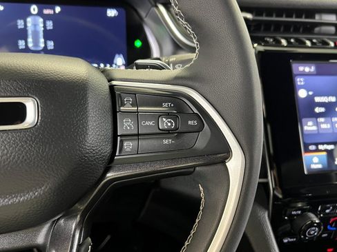 Certified 2023 Jeep Grand Cherokee Altitude image 35