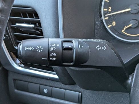 Certified 2022 Nissan Rogue SL w/ SL Premium Package image 21