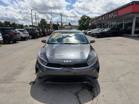 Used 2022 Kia Forte LXS FWD image 8