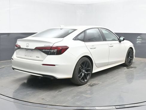 Used 2025 Honda Civic Sport image 10