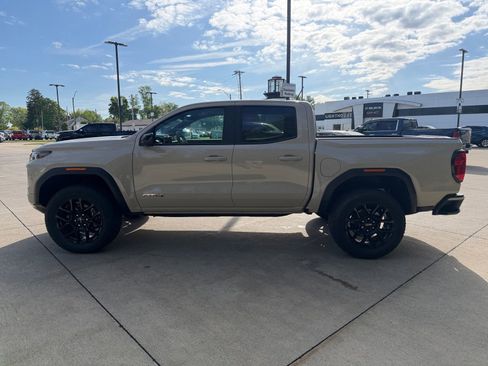 New 2026 GMC Canyon AT4 AWD/4WD image 8