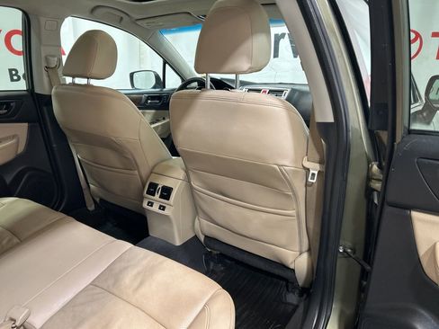 Used 2015 Subaru Outback 3.6R Limited image 15