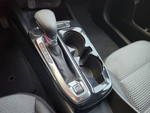 Used 2024 Chevrolet Trax LT image 17