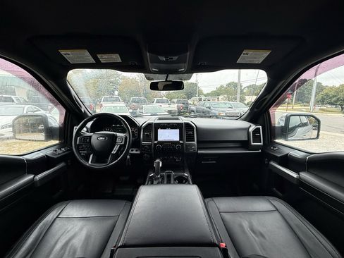 Used 2018 Ford F150 XLT w/ Equipment Group 302A Luxury image 22