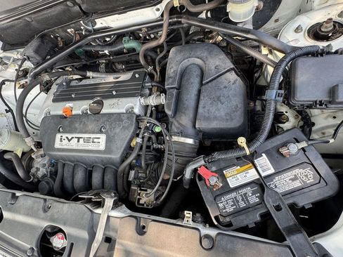 Used 2003 Honda CR-V LX image 38