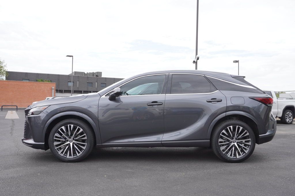 Used 2024 Lexus RX 350 Premium Plus w/ Convenience Package FWD image 2