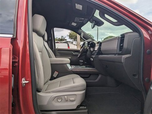 Used 2023 GMC Sierra 1500 SLT w/ SLT Premium Plus Package image 19