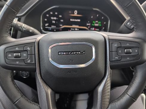 Used 2025 GMC Sierra 2500 Denali Ultimate AWD/4WD image 18