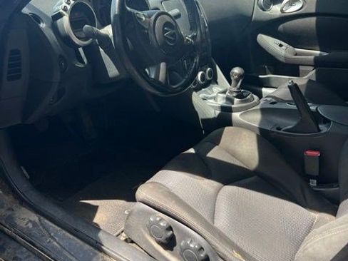 Used 2014 Nissan 370Z Coupe RWD image 2