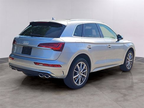 Used 2023 Audi SQ5 Premium Plus w/ Premium Plus Package image 4
