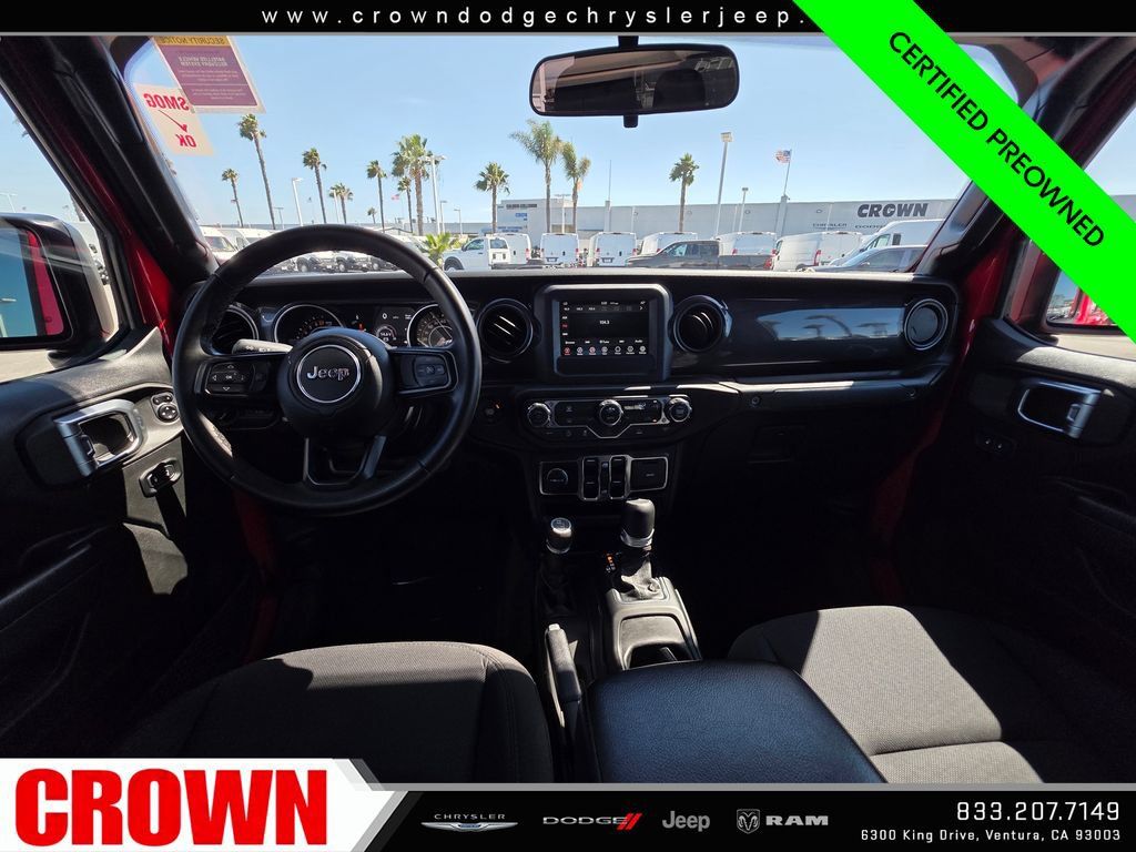 Certified 2022 Jeep Gladiator Sport AWD/4WD image 17
