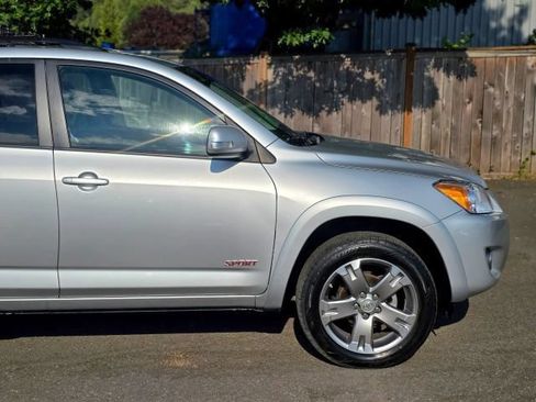 Used 2010 Toyota RAV4 Sport w/ Sport Appearance Pkg AWD/4WD image 11
