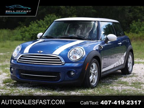 Used 2013 MINI Cooper Hardtop FWD image 1