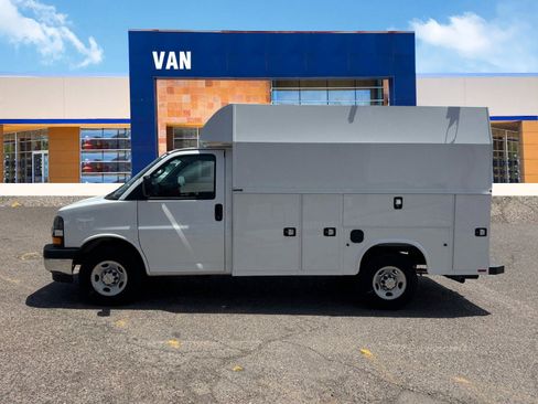 New 2024 Chevrolet Express 3500 w/ Power Convenience Package image 3