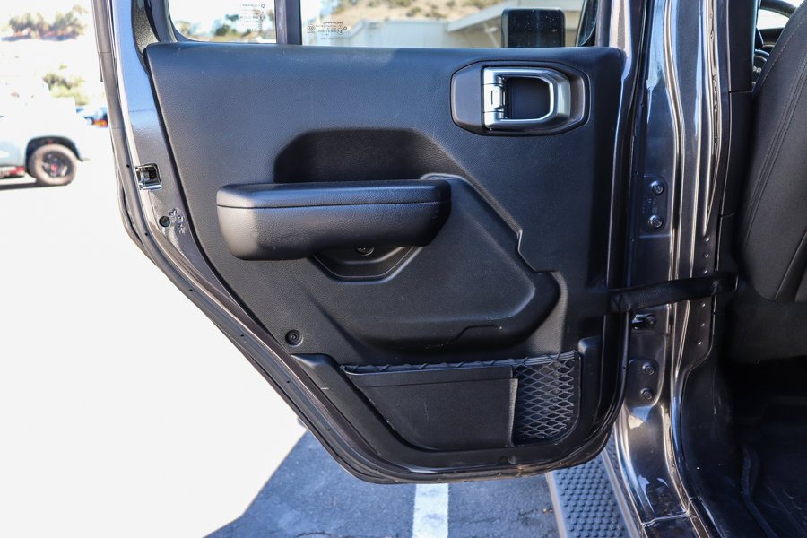 Used 2019 Jeep Wrangler Unlimited Sport S AWD/4WD image 15