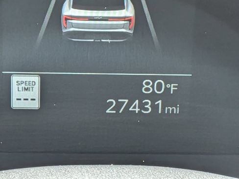 Used 2025 Kia K4 FWD image 21
