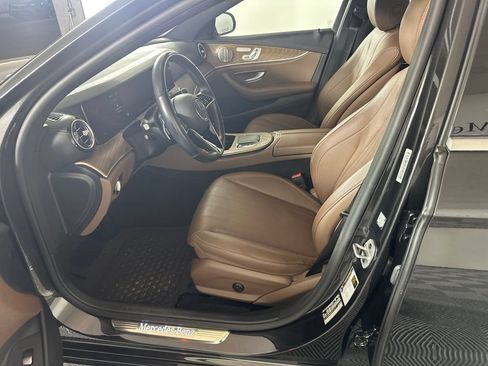 Used 2021 Mercedes-Benz E 350 Sedan w/ Premium Package image 3