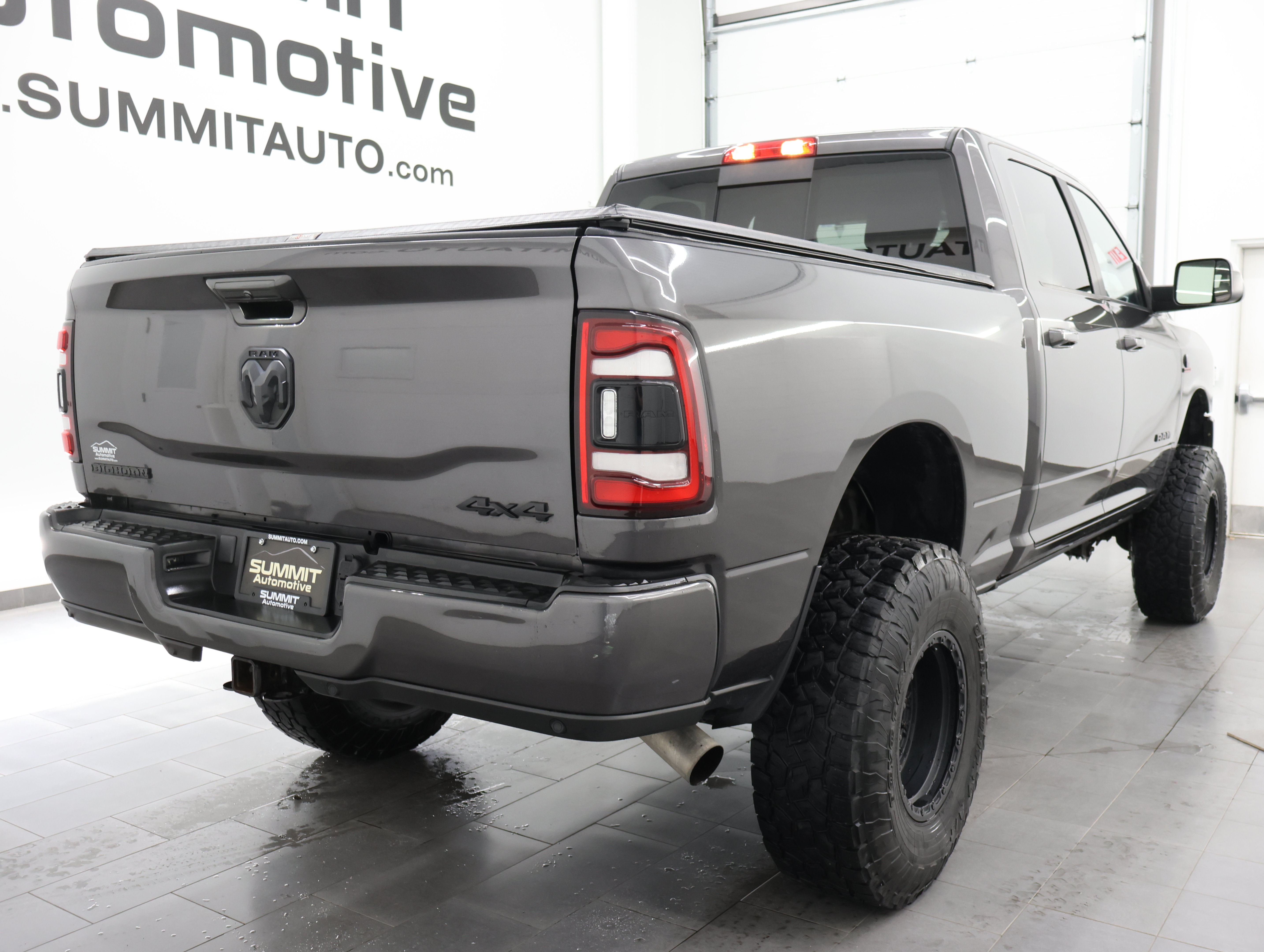 Used 2022 RAM 2500 Big Horn w/ Level C Equiment Group AWD/4WD image 4