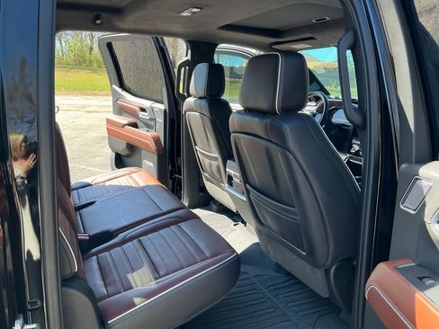 Used 2022 GMC Sierra 1500 Denali Ultimate AWD/4WD image 23