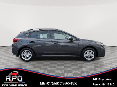 Used 2018 Subaru Impreza 2.0i Premium image 6