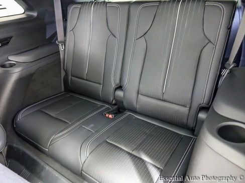 New 2026 Cadillac Vistiq Luxury w/ LPO, Floor Liner Package image 11