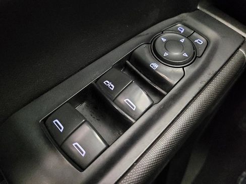 Used 2019 Chevrolet Silverado 1500 Custom w/ Custom Value Package image 27