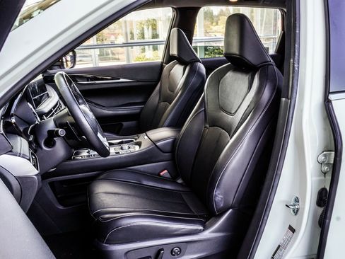 Certified 2023 INFINITI QX60 Pure image 14