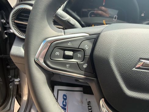 New 2026 Chevrolet Trax ACTIV w/ Sunroof Package FWD image 16