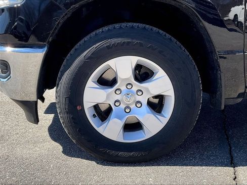 Used 2023 RAM 1500 Big Horn AWD/4WD image 7