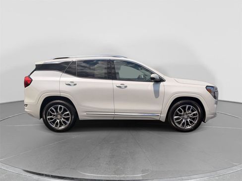 Used 2022 GMC Terrain Denali AWD/4WD image 7