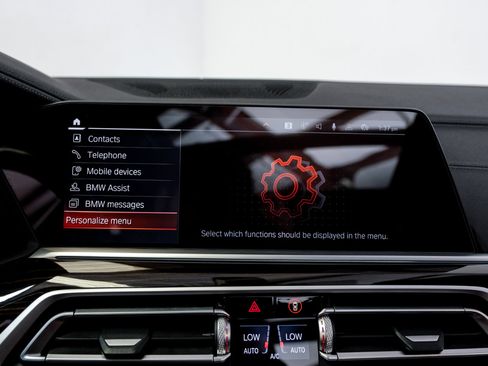 Used 2021 BMW X6 xDrive40i w/ M Sport Package image 27