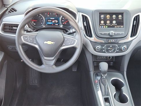 Used 2022 Chevrolet Equinox LT image 15