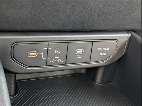 New 2025 Kia K4 LXS image 12