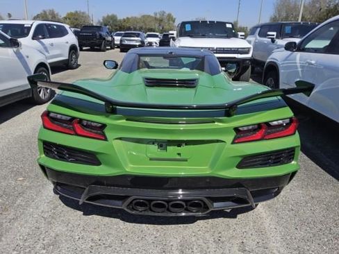 Used 2026 Chevrolet Corvette Z06 w/ Z07 Performance Package image 8