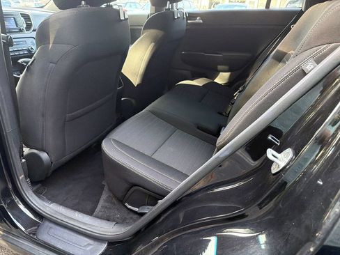 Used 2018 Kia Sportage LX FWD image 20