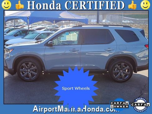 Certified 2024 Honda Pilot Sport image 3