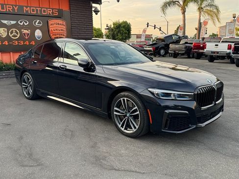 Used 2020 BMW 750i xDrive w/ Executive Package AWD/4WD image 20