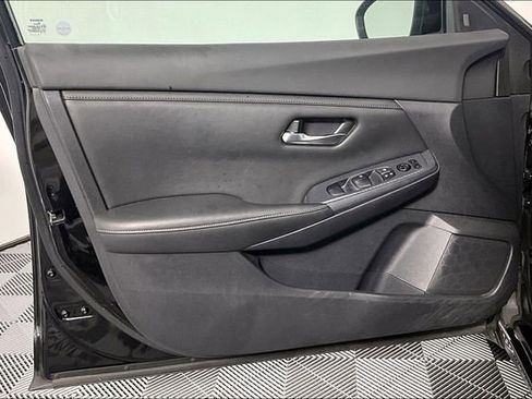 Used 2020 Nissan Sentra SV FWD image 23