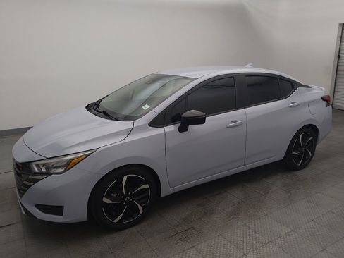Used 2023 Nissan Versa SR w/ Trunk Package FWD image 2