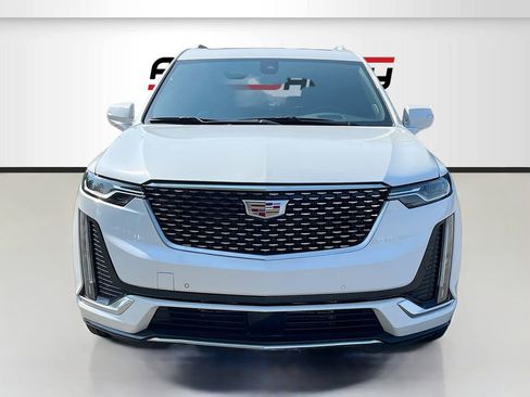 Used 2024 Cadillac XT6 Premium Luxury w/ Technology Package image 2