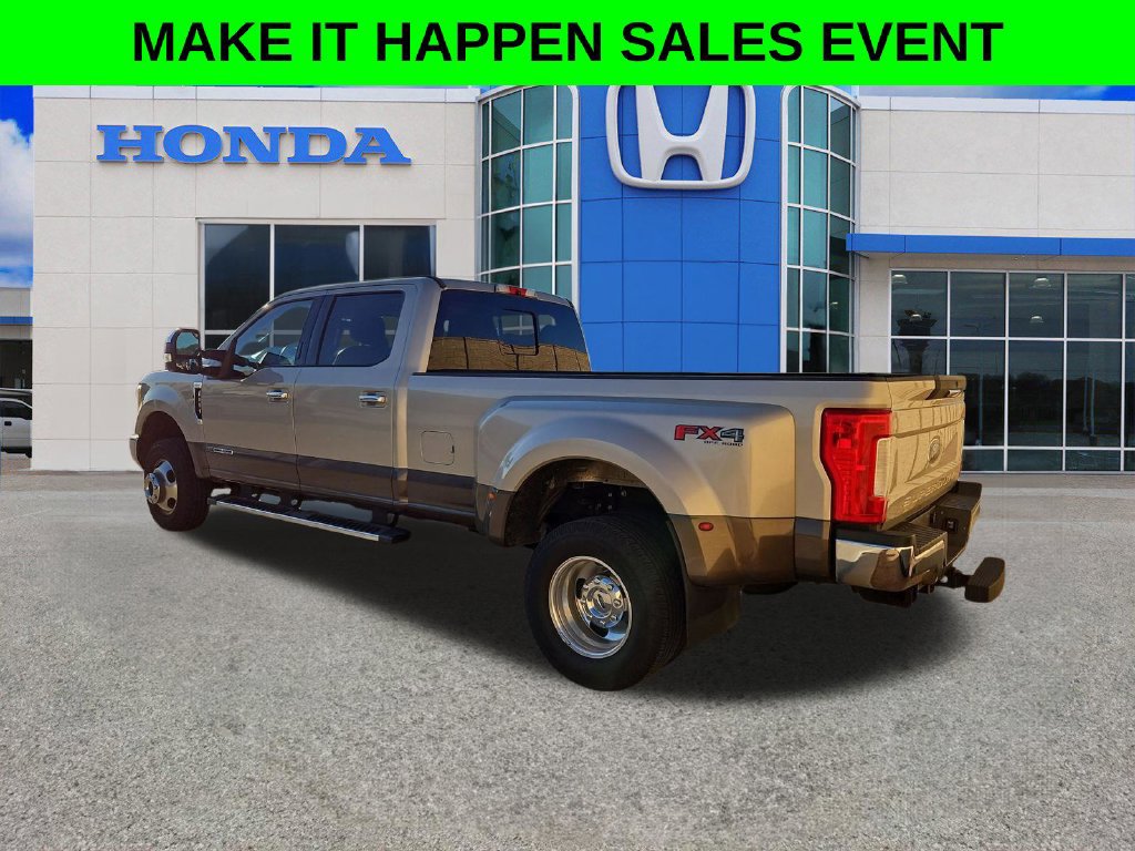 Used 2017 Ford F350 Lariat w/ Chrome Package AWD/4WD image 24