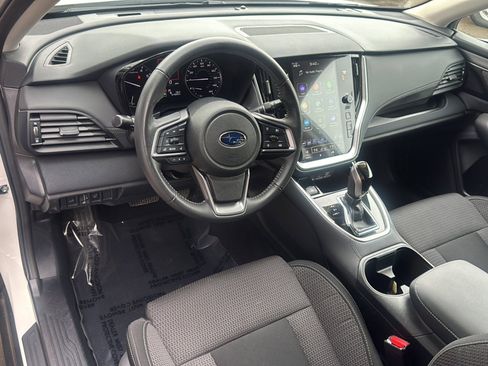 Used 2024 Subaru Outback Premium image 10