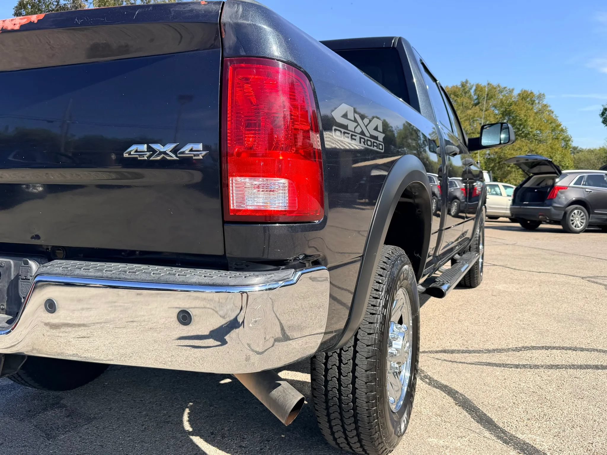 Used 2017 RAM 2500 Tradesman w/ Chrome Appearance Group AWD/4WD image 15