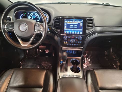 Used 2021 Jeep Grand Cherokee Limited image 24