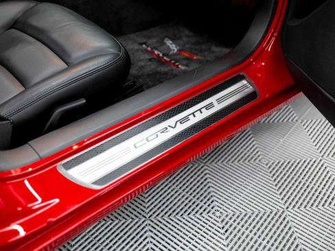 Used 2009 Chevrolet Corvette Coupe w/ Z51 Performance Package RWD image 51