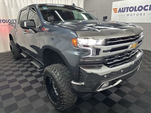 Used 2020 Chevrolet Silverado 1500 LTZ w/ LTZ Premium Package image 2