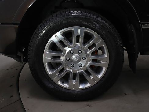 Used 2013 Ford F150 Platinum image 25